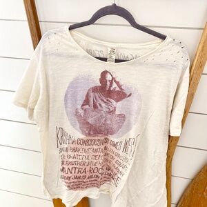 Magnolia Pearl Vintage T-Shirt